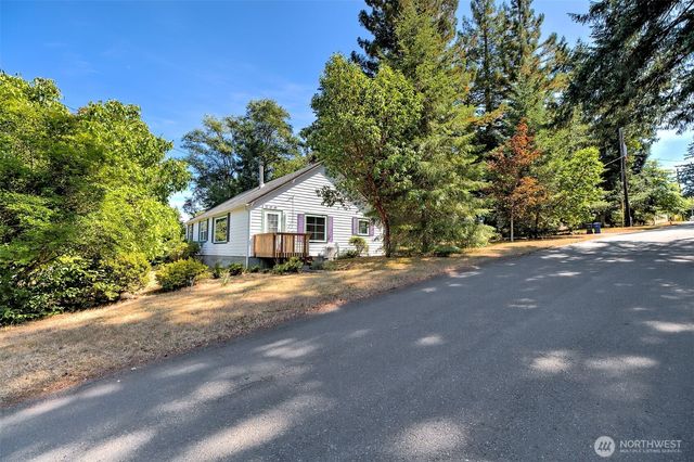 1306 Center Street, Shelton, WA 98584