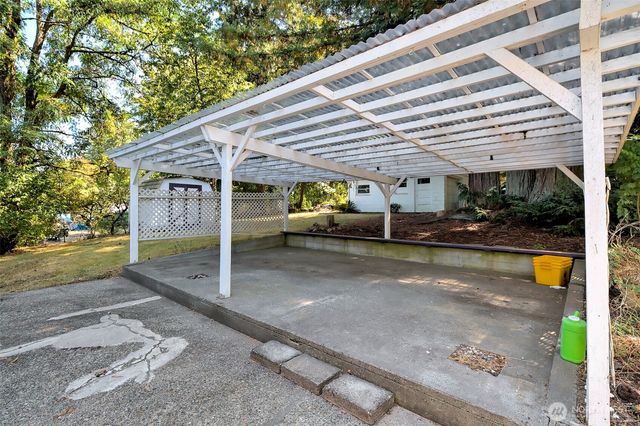 1306 Center Street, Shelton, WA 98584