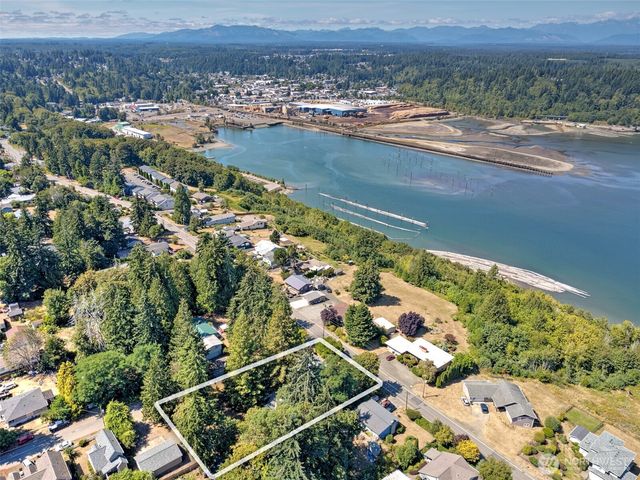 1306 Center Street, Shelton, WA 98584