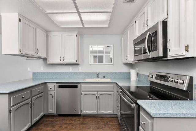 7023 Rio Cuarto Ct, Citrus Heights, CA 95621