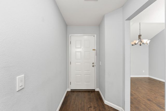 7023 Rio Cuarto Ct, Citrus Heights, CA 95621