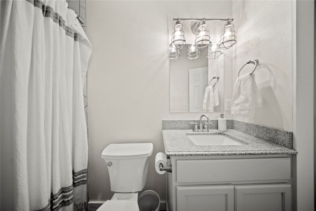 3535 Virginia Boulevard, Dallas, TX 75211