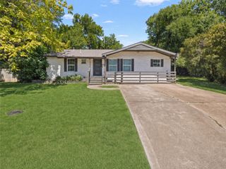 3535 Virginia Boulevard, Dallas, TX 75211