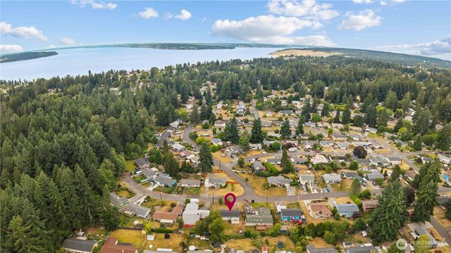 2312 Oak Drive, Steilacoom, WA 98388