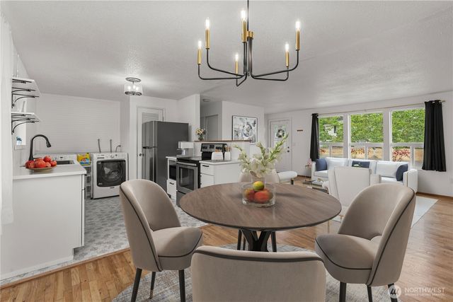 2312 Oak Drive, Steilacoom, WA 98388