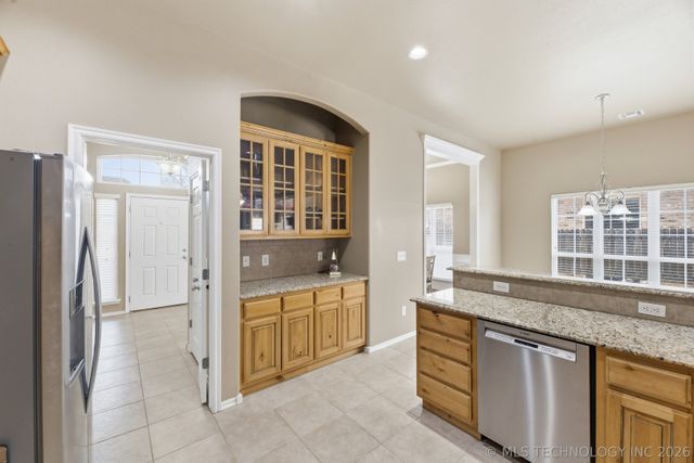 2104 W 119th Court S, Jenks, OK 74037