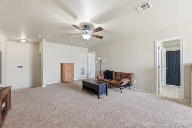 2104 W 119th Court S, Jenks, OK 74037