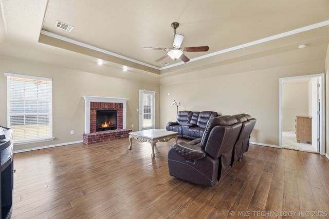 2104 W 119th Court S, Jenks, OK 74037