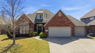 2104 W 119th Court S, Jenks, OK 74037