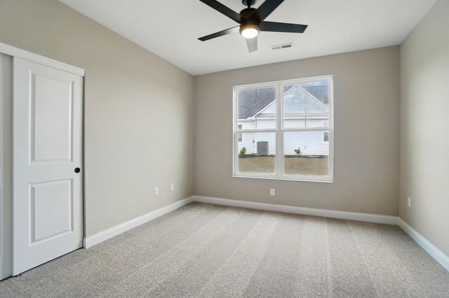 1507 Kingsgate Road 1507 Kingsgate Road, Springfield, OH 45502