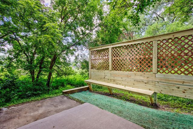 1108 Walnut Street, West Des Moines, IA 50265