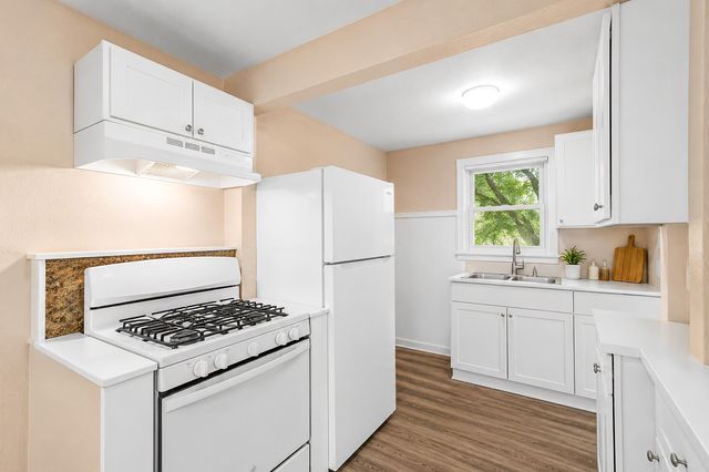 1108 Walnut Street, West Des Moines, IA 50265