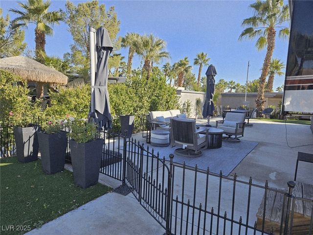 8175 Arville Street 384, Las Vegas, NV 89139