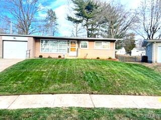 9746 Newton Drive, Ferguson, MO 63136