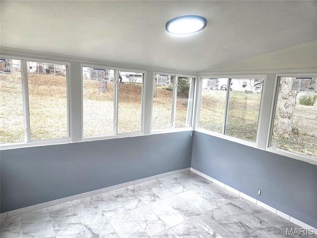 9746 Newton Drive, Ferguson, MO 63136