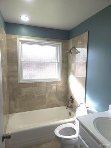 9746 Newton Drive, Ferguson, MO 63136