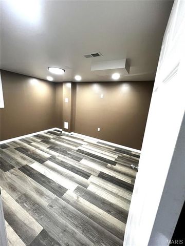 9746 Newton Drive, Ferguson, MO 63136