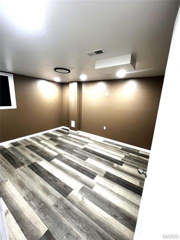 9746 Newton Drive, Ferguson, MO 63136