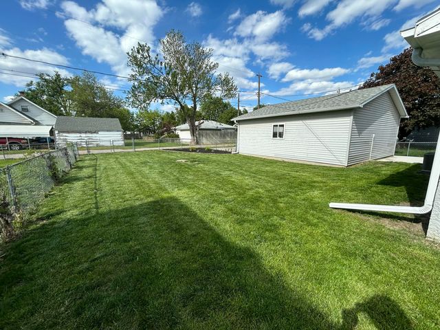 2652 5TH Avenue, Council Bluffs, IA 51501