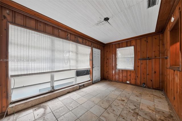 914 N K St, Lake Worth, FL 33460