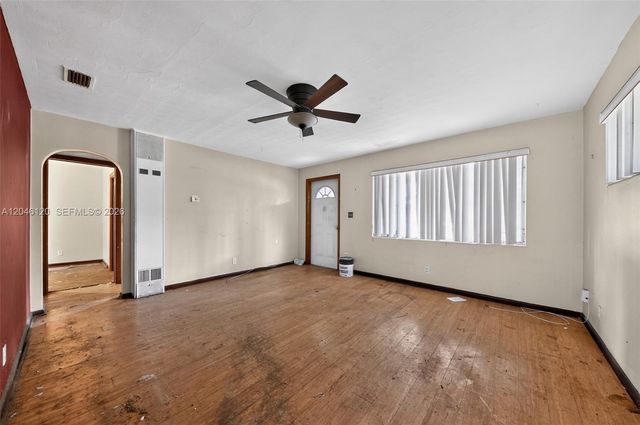 914 N K St, Lake Worth, FL 33460