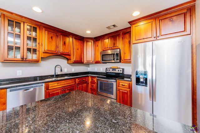 103 Lasseter Lane, Perry, GA 31093