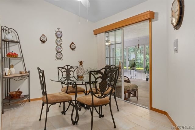 1523 N Marlborough Loop, Crystal River, FL 34429