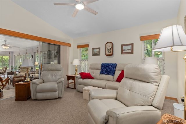 1523 N Marlborough Loop, Crystal River, FL 34429
