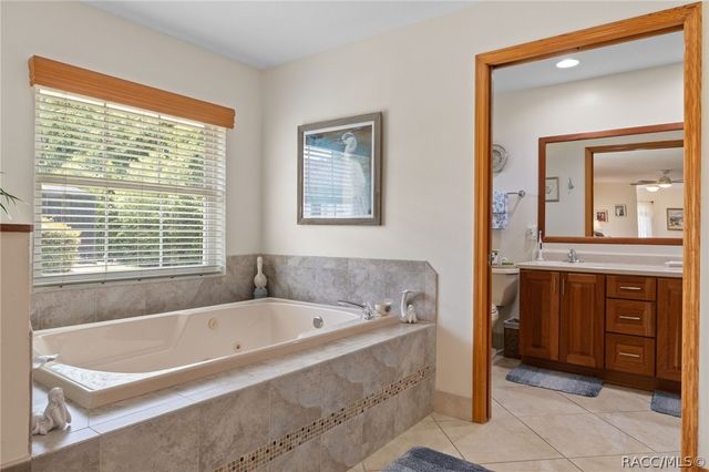 1523 N Marlborough Loop, Crystal River, FL 34429