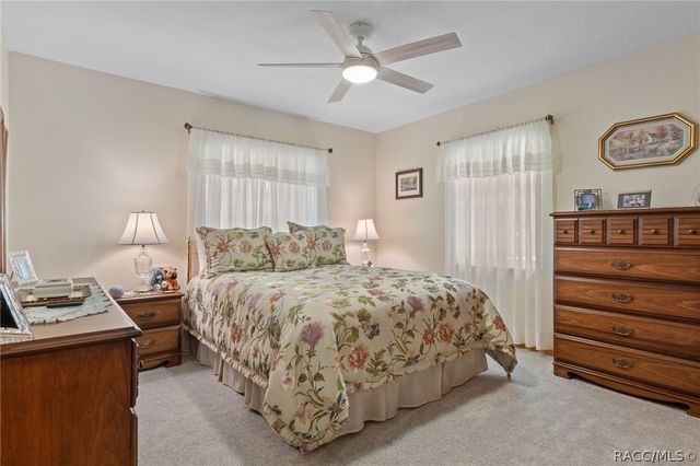 1523 N Marlborough Loop, Crystal River, FL 34429