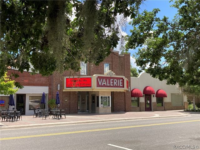 1523 N Marlborough Loop, Crystal River, FL 34429