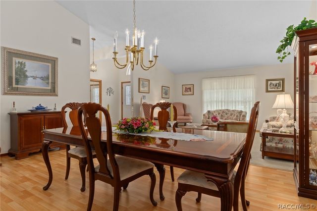 1523 N Marlborough Loop, Crystal River, FL 34429