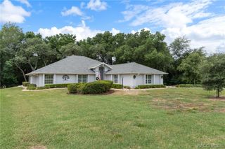 1523 N Marlborough Loop, Crystal River, FL 34429