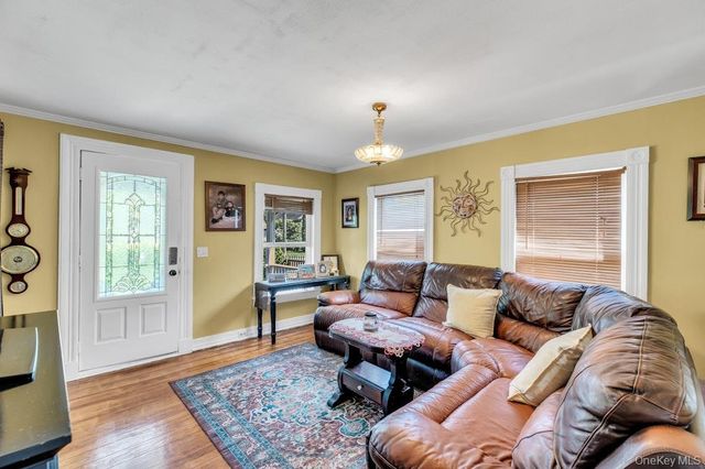50 Rollstone Avenue, West Sayville, NY 11796