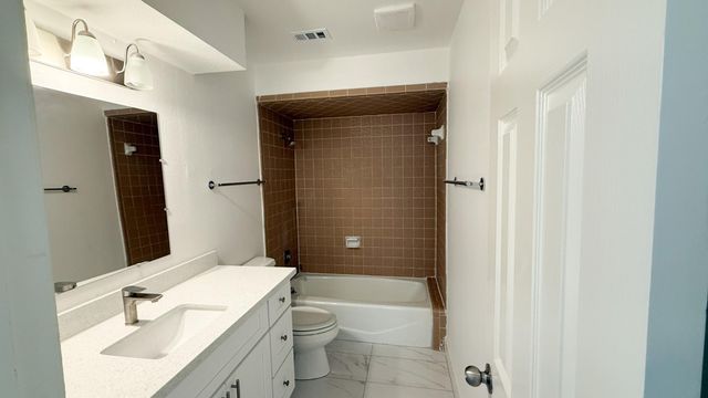 12463 Windy Wisp Lane, Houston, TX 77071