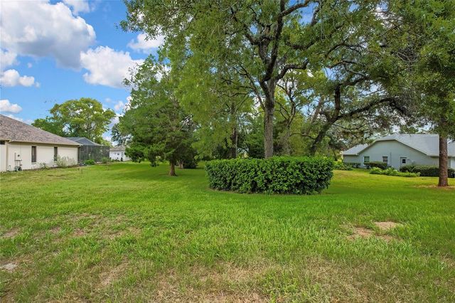 ORANGEWOOD COURT, Spring Hill, FL 34609