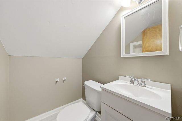 212 Treadwell Road, Tonawanda, NY 14150