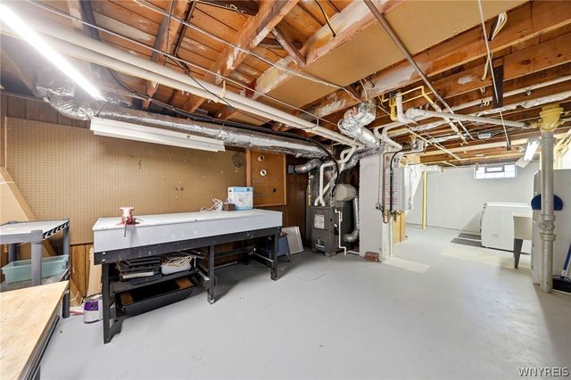 212 Treadwell Road, Tonawanda, NY 14150