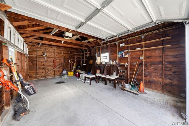 212 Treadwell Road, Tonawanda, NY 14150