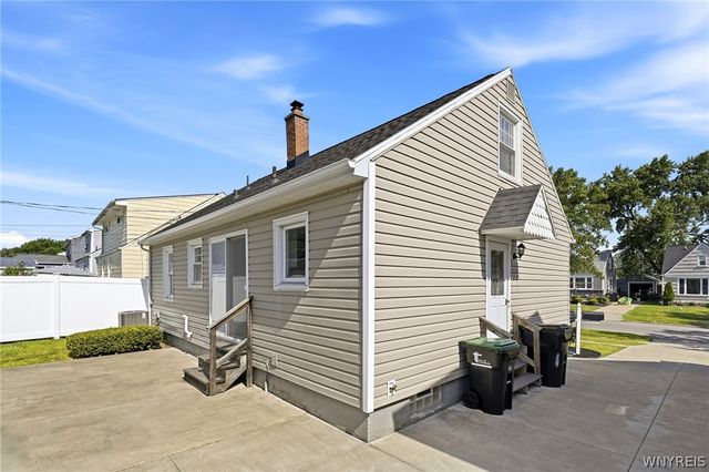212 Treadwell Road, Tonawanda, NY 14150