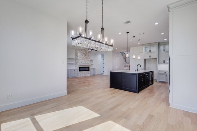 101 Crepe Myrtle, Corsicana, TX 75109
