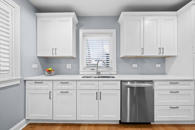 1177 RIDGE Road, Highland Park, IL 60035