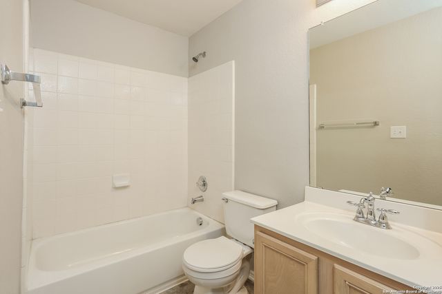 8131 SANDBAR POINT, San Antonio, TX 78254
