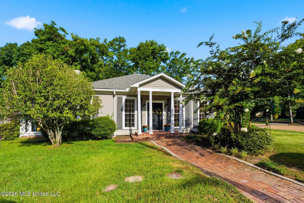 1717 Edgewood Street, Jackson, MS 39202