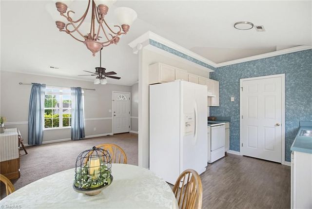 938 Saint Ann Drive, High Point, NC 27265
