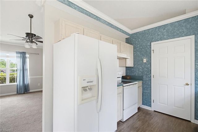 938 Saint Ann Drive, High Point, NC 27265
