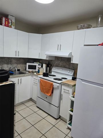 13351 SW 17th Lane 3-7, Miami, FL 33175