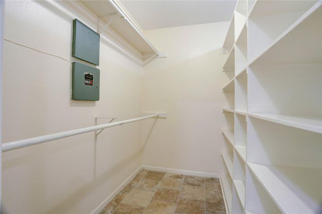 15 Bendwood Drive, Sugar Land, TX 77478