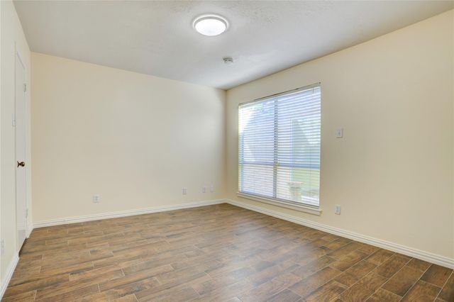 15 Bendwood Drive, Sugar Land, TX 77478