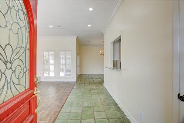 15 Bendwood Drive, Sugar Land, TX 77478